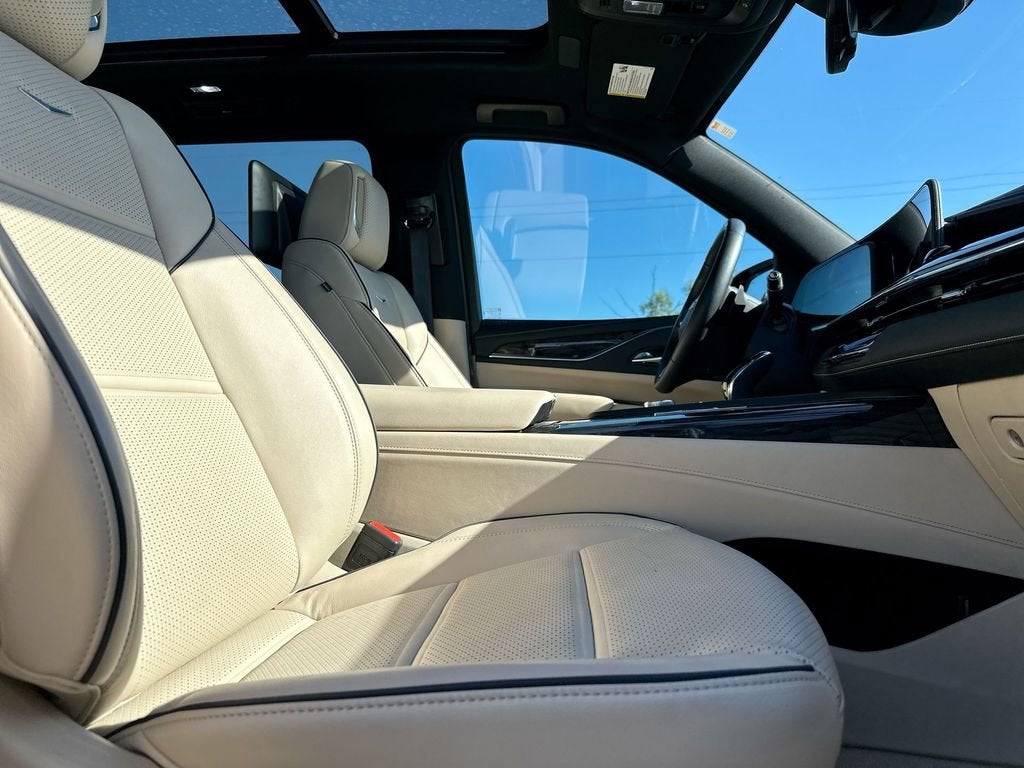 2024 Cadillac Escalade ESV Premium Luxury