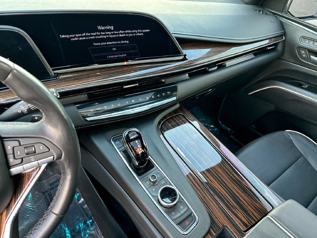 2023 Cadillac Escalade ESV 4WD Premium Luxury