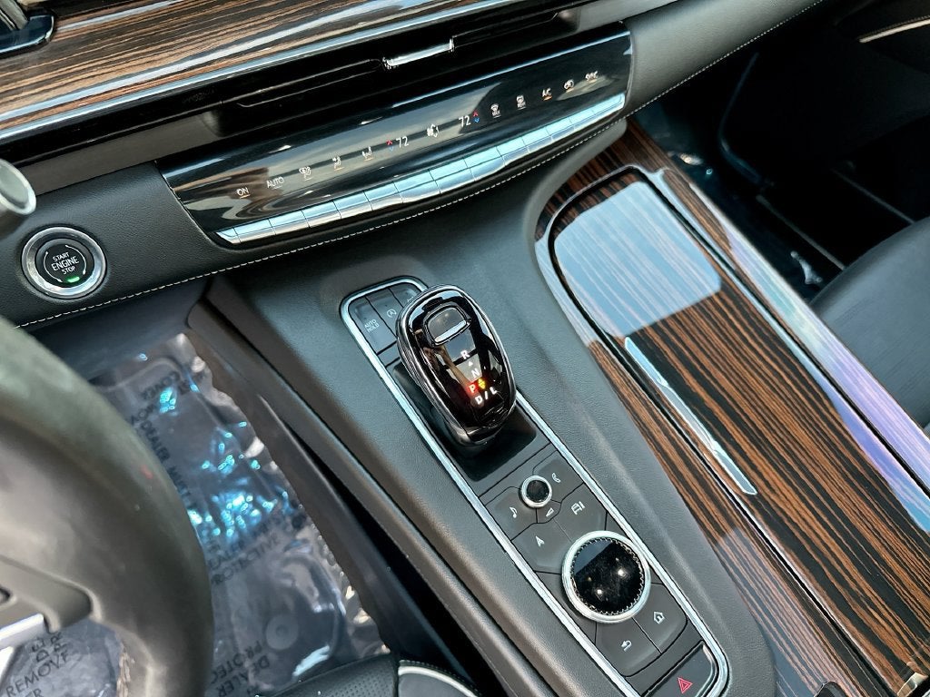 2023 Cadillac Escalade ESV 4WD Premium Luxury