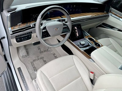 2025 Cadillac Escalade Premium Luxury Platinum