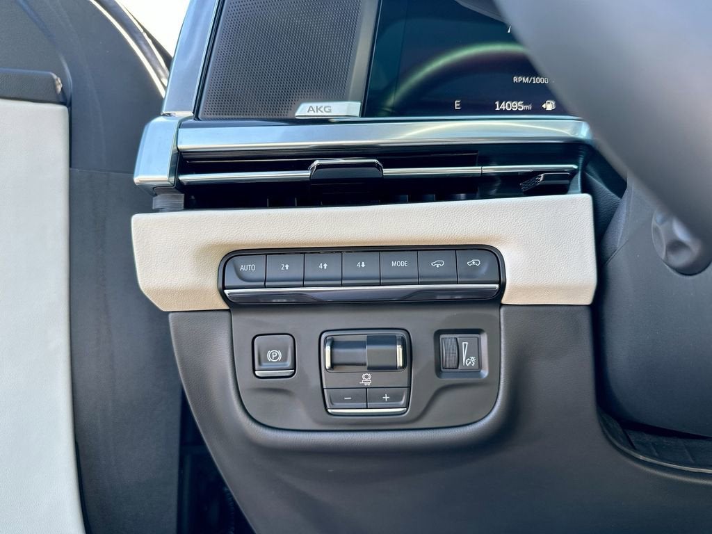 2025 Cadillac Escalade Sport