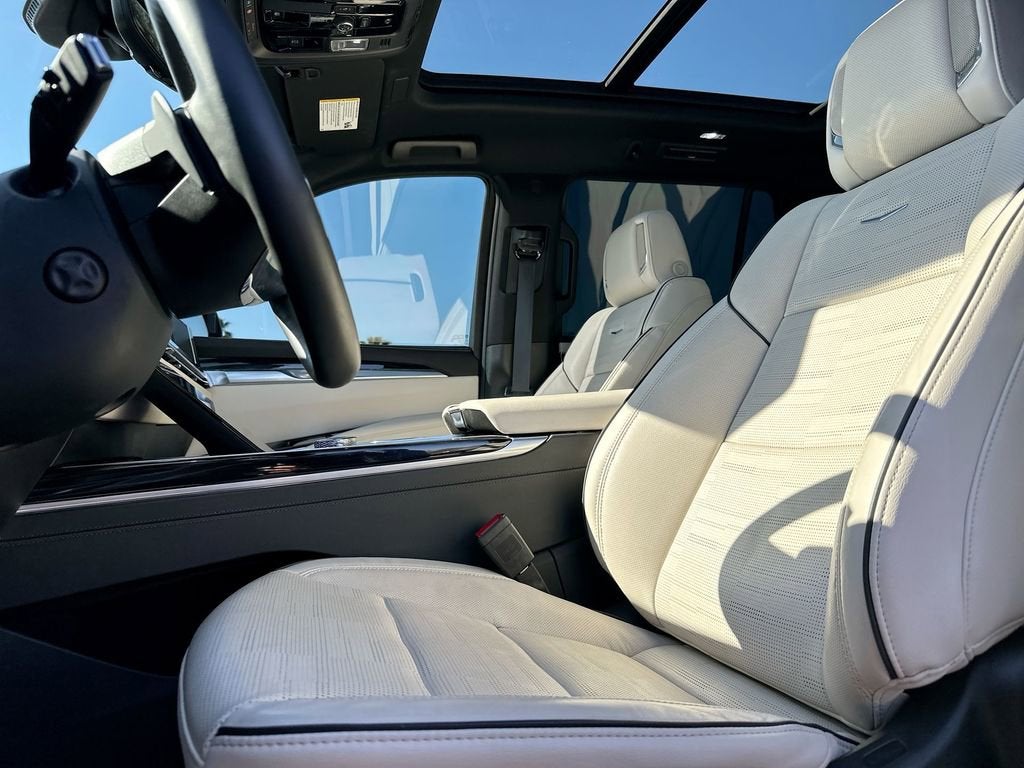 2025 Cadillac Escalade Sport