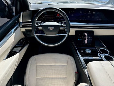 2025 Cadillac Escalade Sport