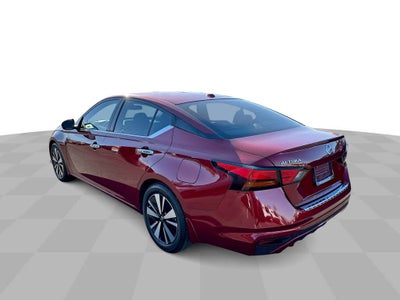 2021 Nissan Altima SV FWD