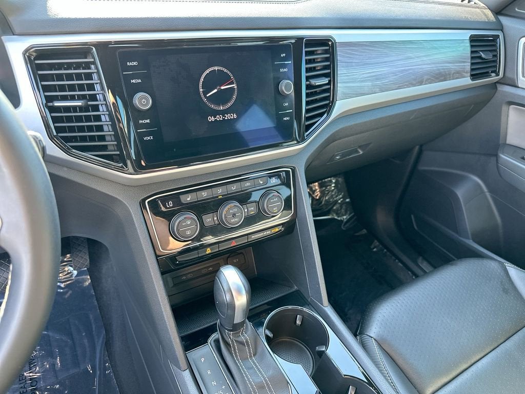 2022 Volkswagen Atlas Cross Sport 2.0T SE w/Technology