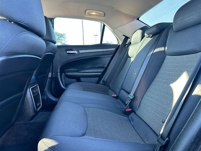 2018 Chrysler 300 Touring