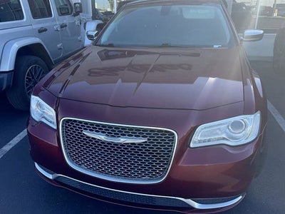 2018 Chrysler 300 Touring