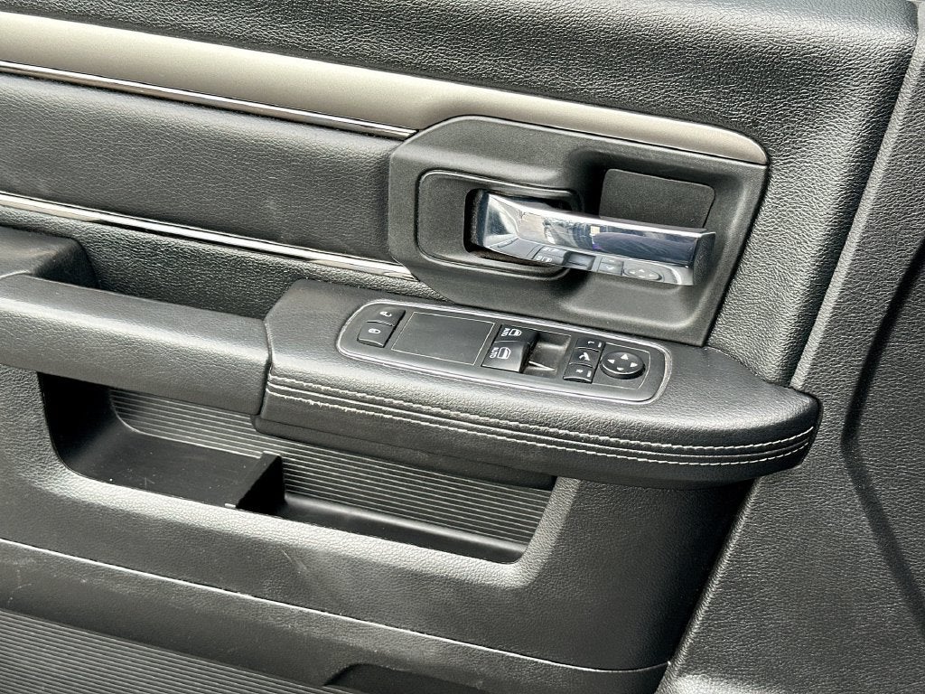 2017 RAM 1500 Sport Regular Cab 4x2 6'4" Box
