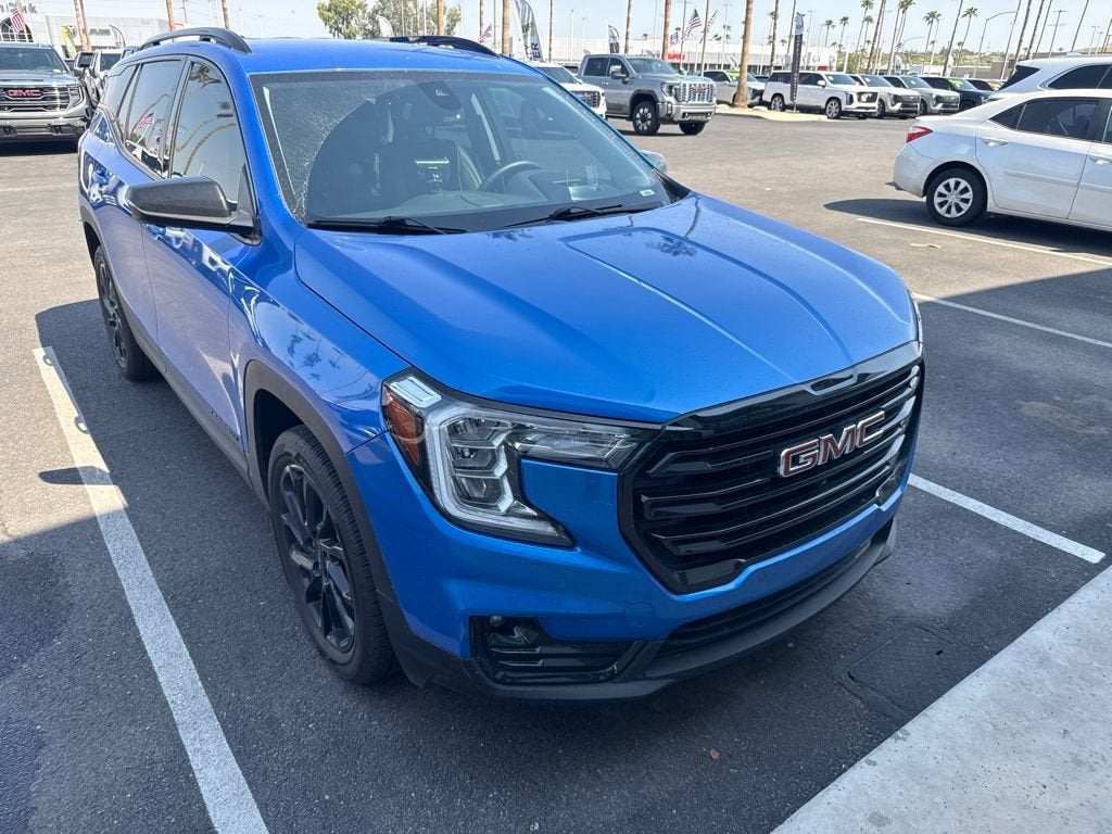 2024 GMC Terrain SLT