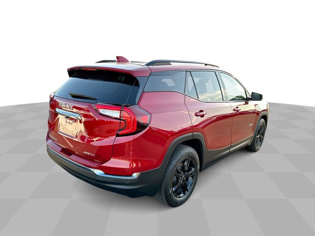 2024 GMC Terrain AT4