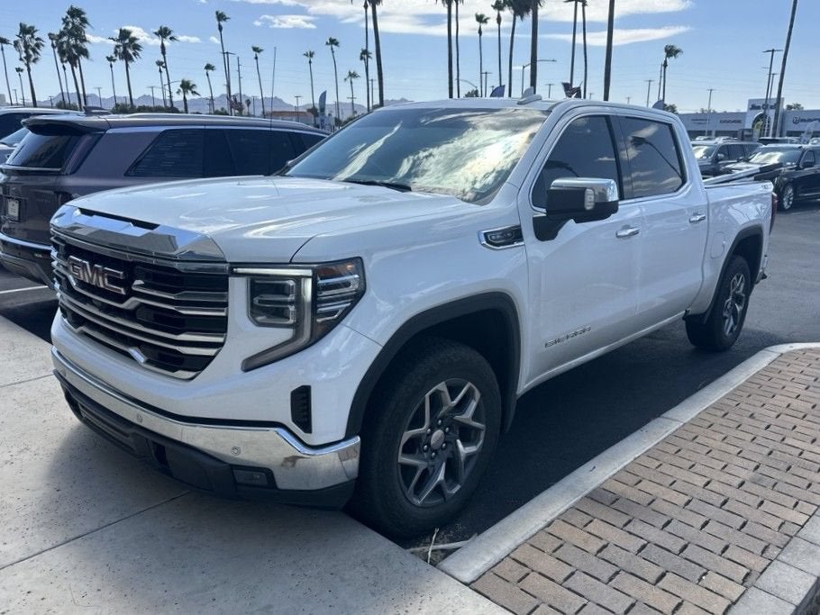 2025 GMC Sierra 1500 SLT
