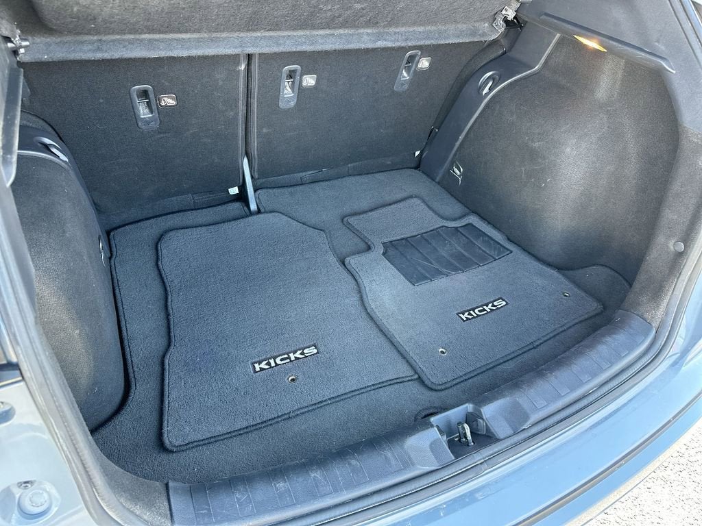 2021 Nissan Kicks SR Xtronic CVT