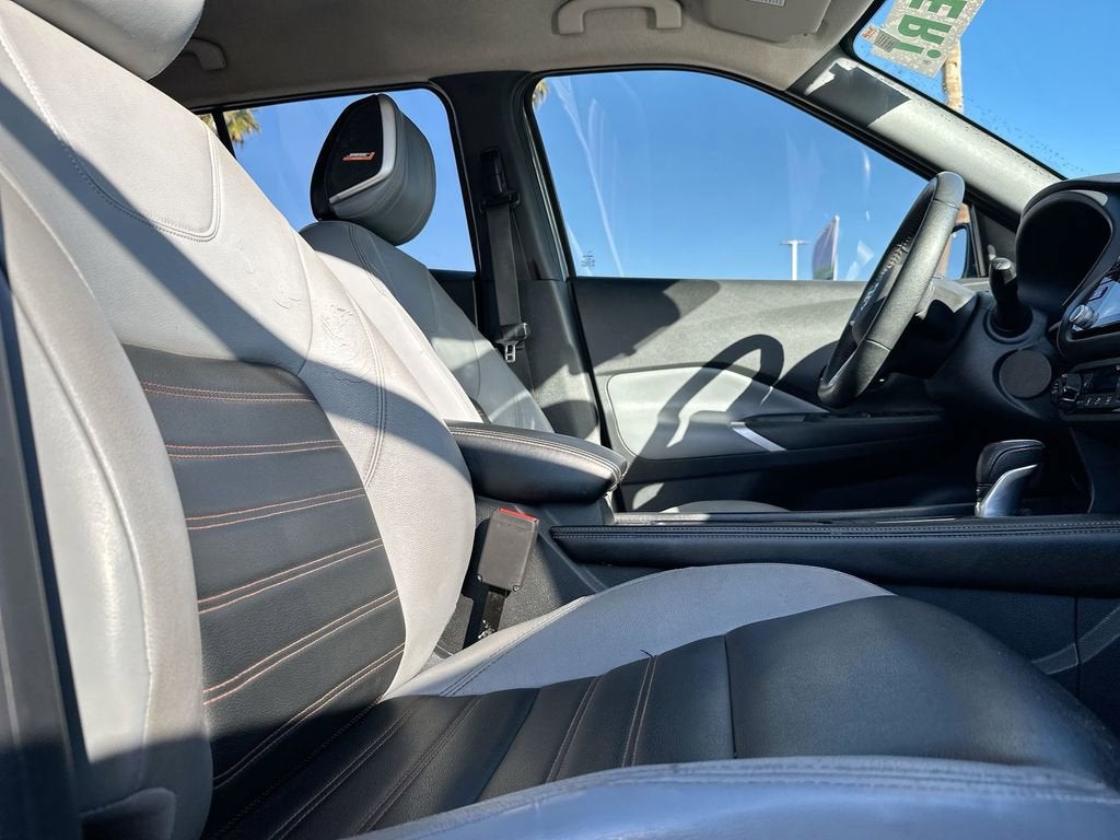 2021 Nissan Kicks SR Xtronic CVT