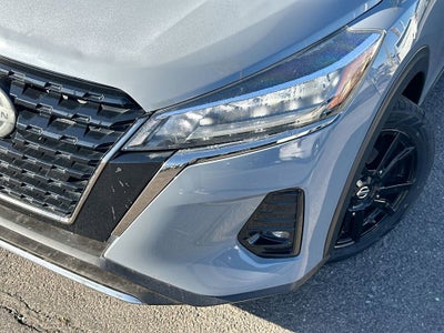 2021 Nissan Kicks SR Xtronic CVT