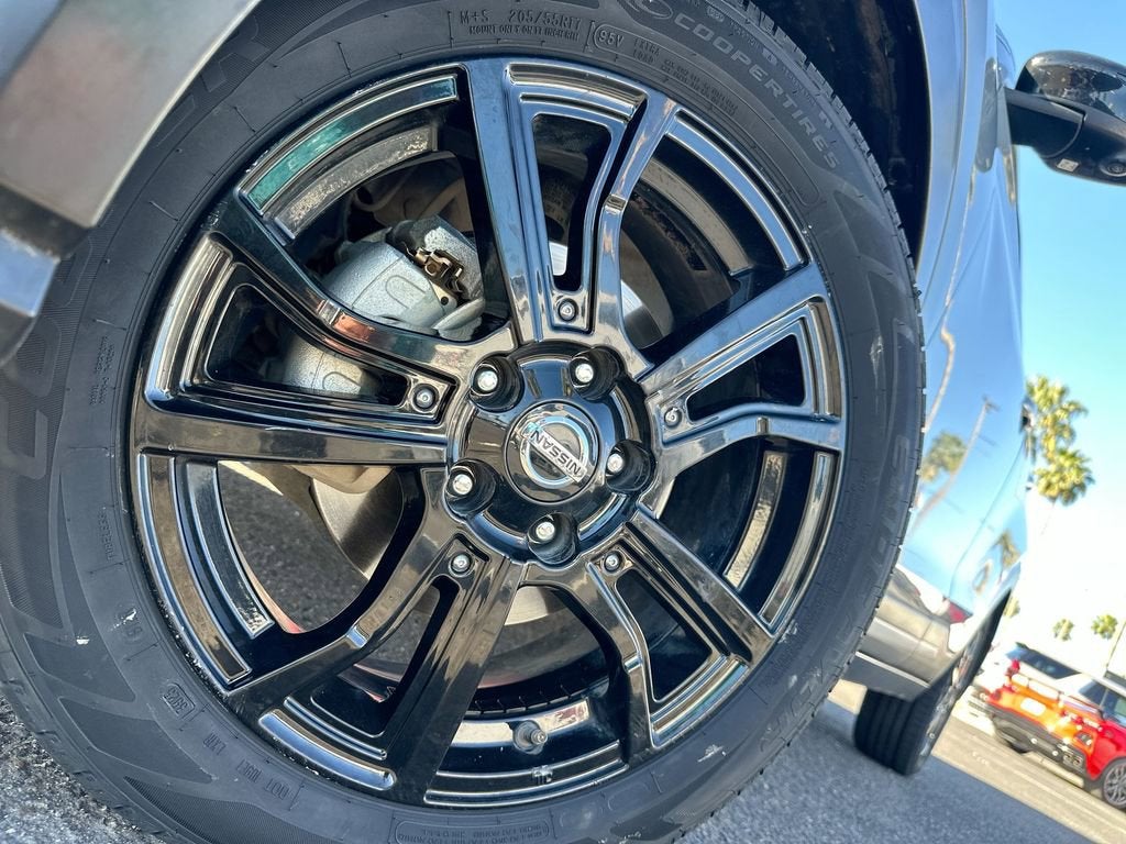 2021 Nissan Kicks SR Xtronic CVT