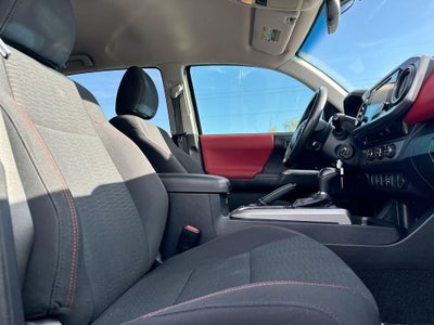 2017 Toyota Tacoma SR5 V6