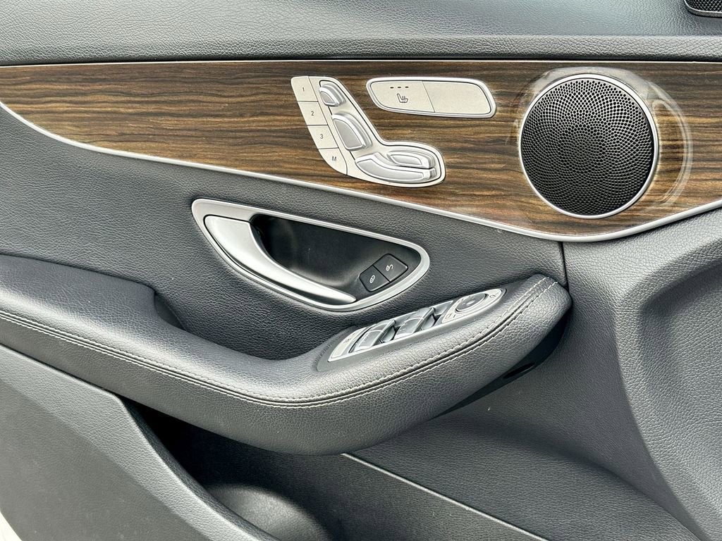 2020 Mercedes-Benz C 300 C 300