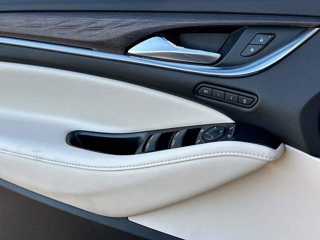 2022 Buick Enclave Avenir