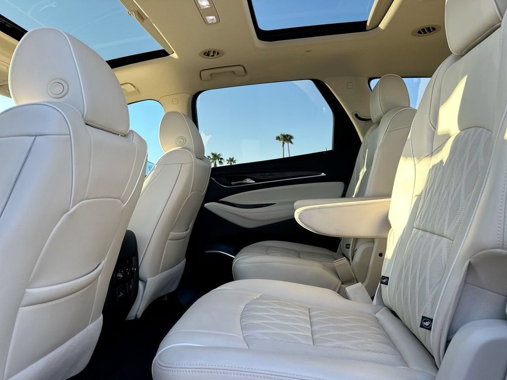 2022 Buick Enclave Avenir