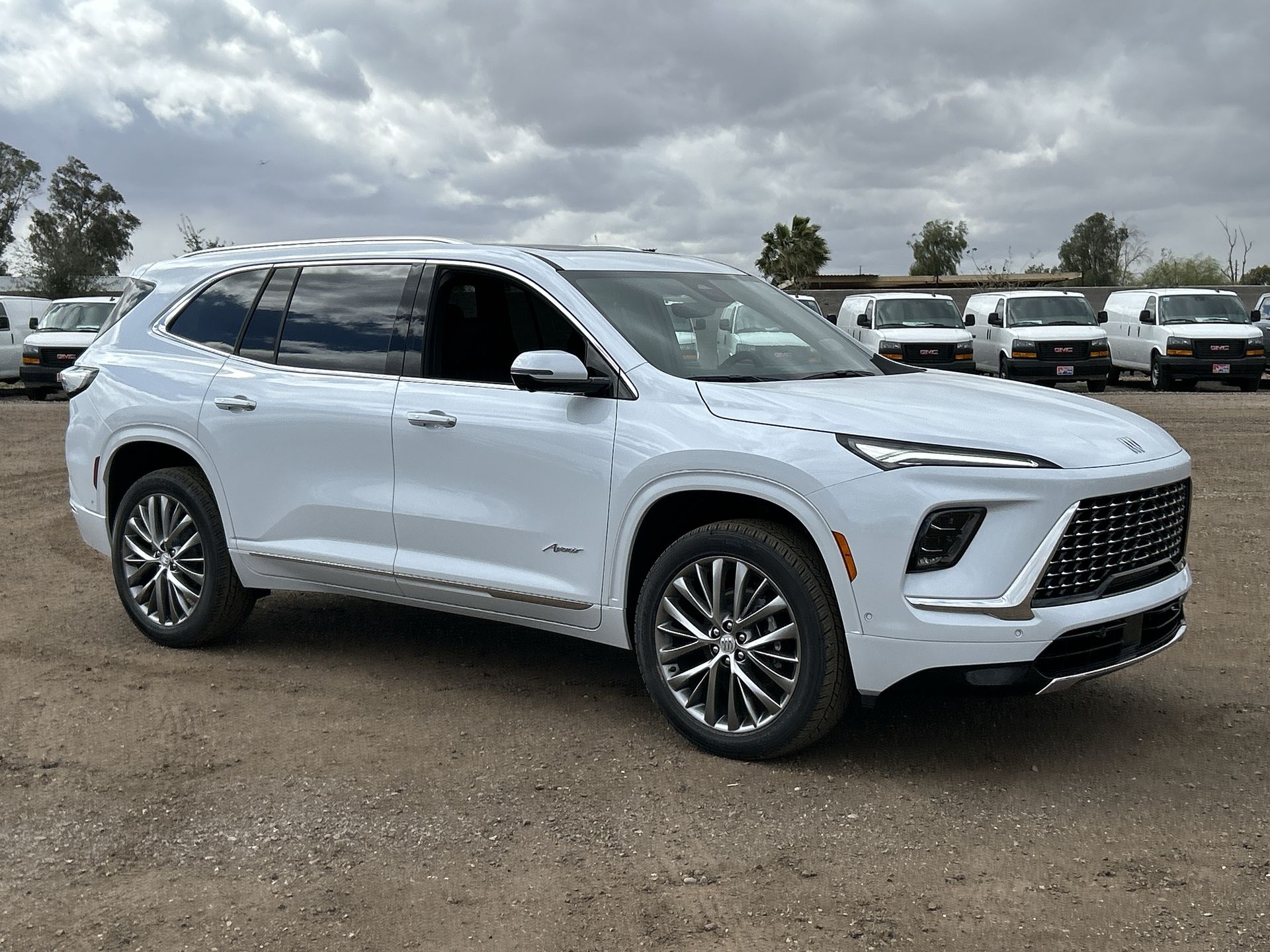 2026 Buick Enclave Avenir
