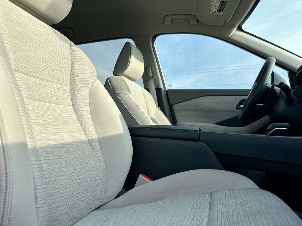 2021 Nissan Rogue SV FWD