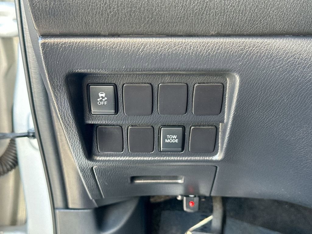 2017 Nissan Pathfinder SV