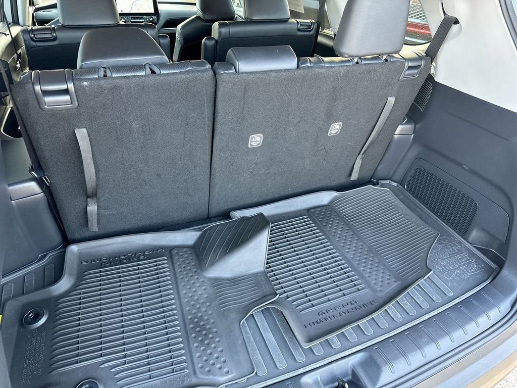 2025 Toyota Grand Highlander Hybrid XLE