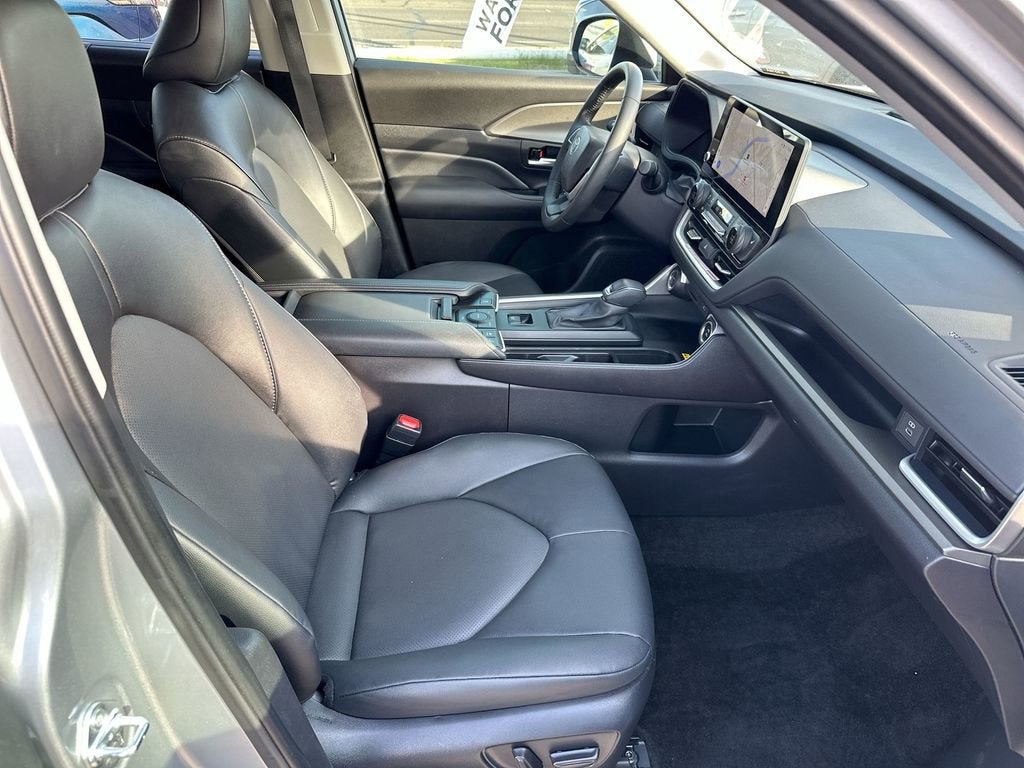 2025 Toyota Grand Highlander Hybrid XLE