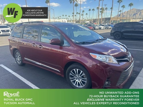 2018 Toyota Sienna XLE Auto Access Seat