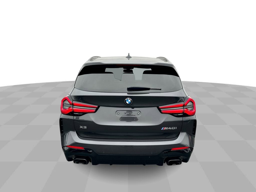 2024 BMW X3 M40i