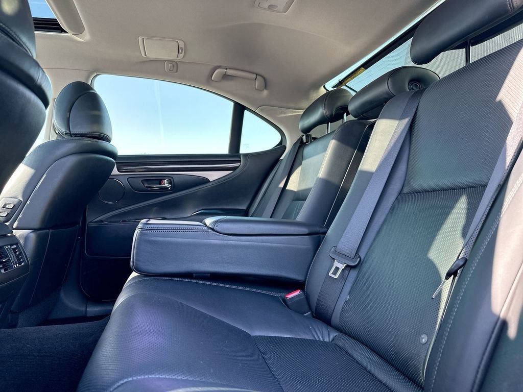 2013 Lexus LS 460 