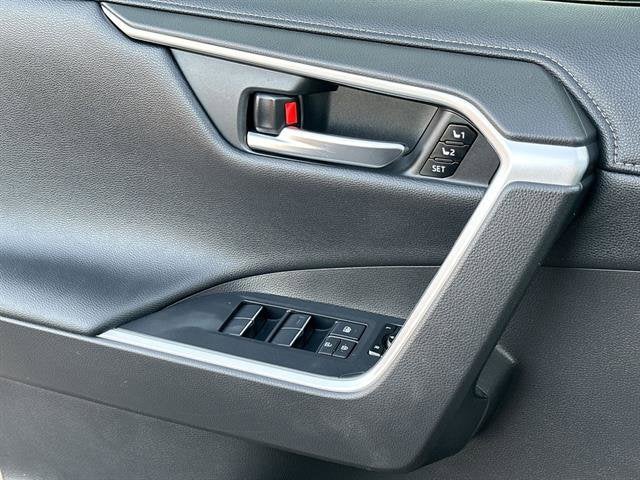 2020 Toyota RAV4 Limited