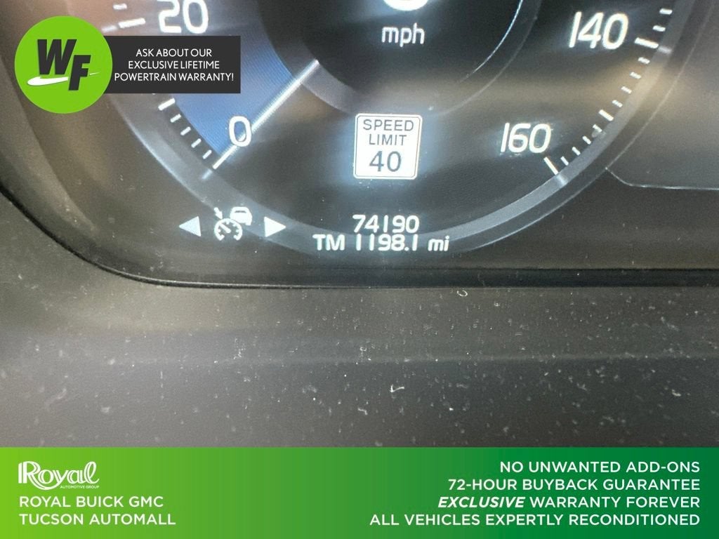 2021 Volvo XC90 T5 Momentum 7 Passenger