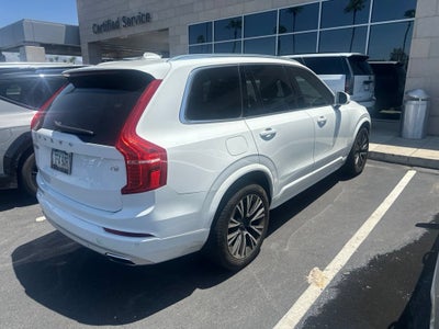 2021 Volvo XC90 T5 Momentum 7 Passenger