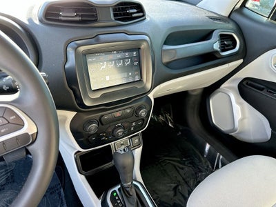 2018 Jeep Renegade Latitude FWD