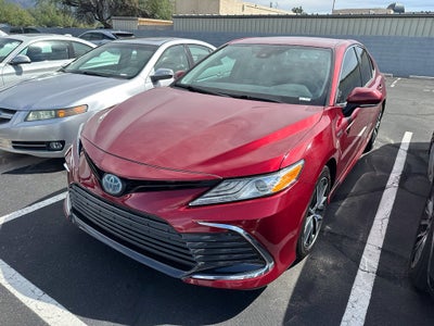 2021 Toyota Camry Hybrid XLE