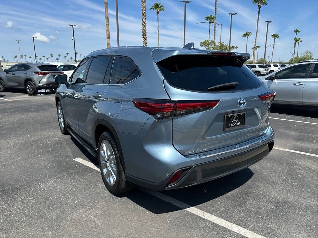 2023 Toyota Highlander Hybrid Limited