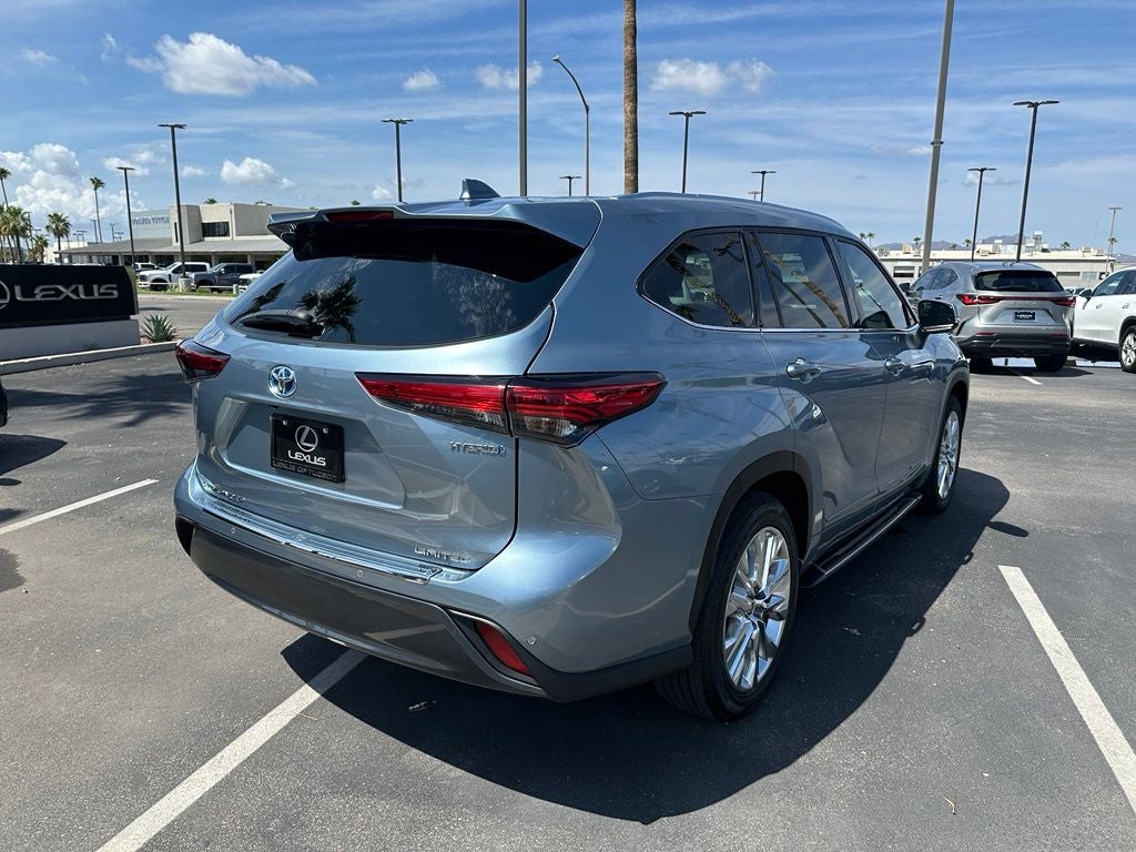 2023 Toyota Highlander Hybrid Limited