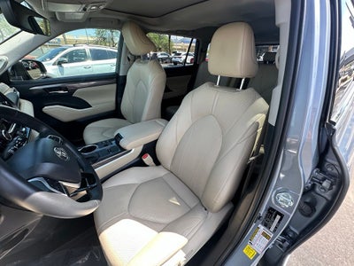 2023 Toyota Highlander Hybrid Limited