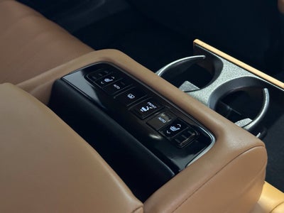 2023 Lexus LS 500 Base