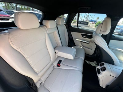 2025 Mercedes-Benz GLC GLC 300