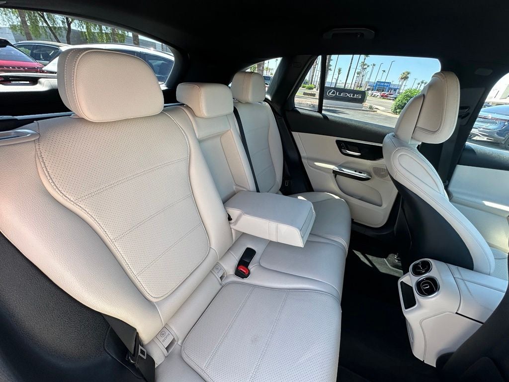 2025 Mercedes-Benz GLC GLC 300