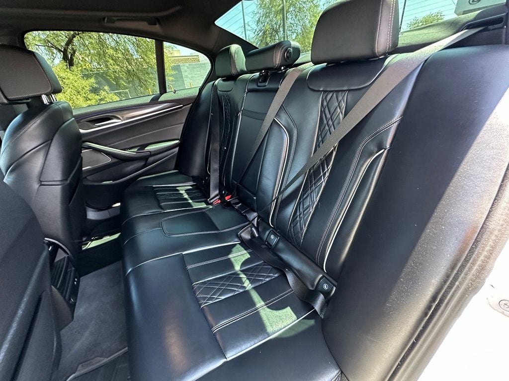 2022 BMW 5 Series M550i xDrive