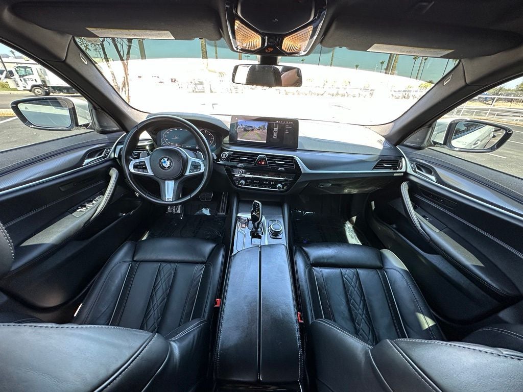 2022 BMW 5 Series M550i xDrive