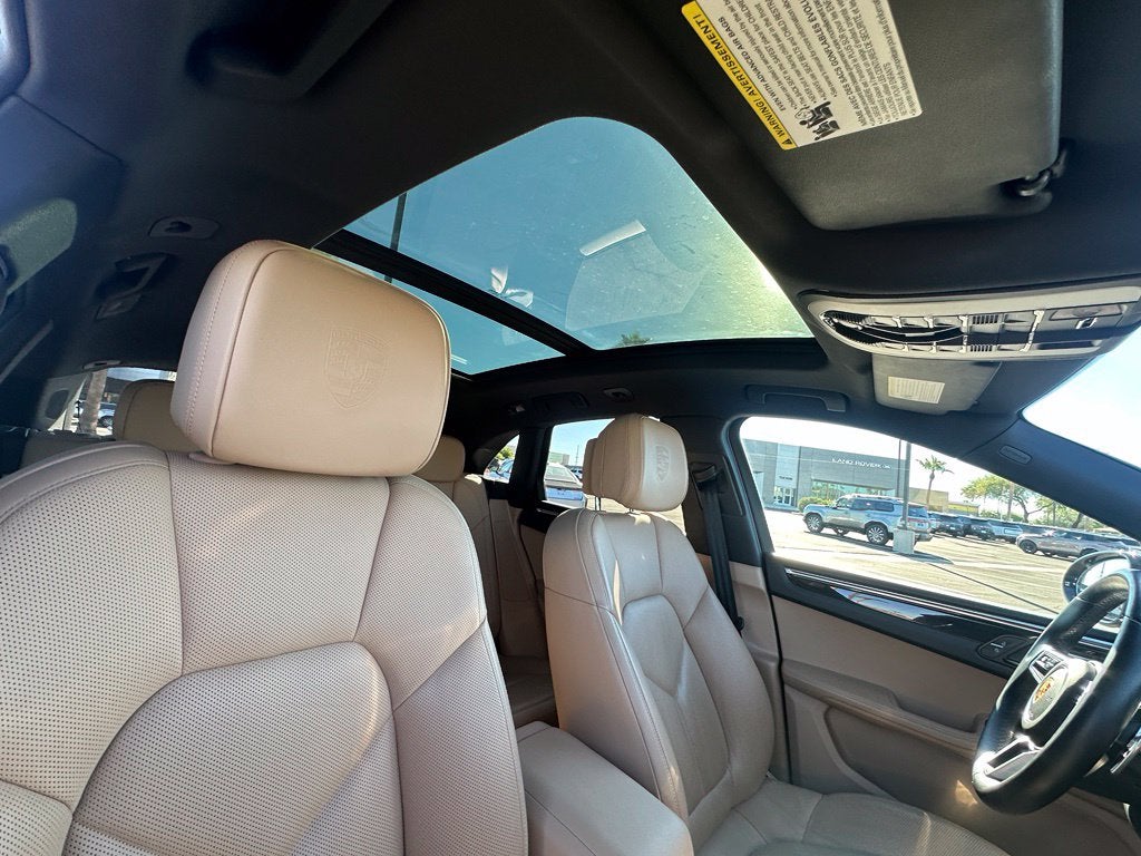 2021 Porsche Macan S