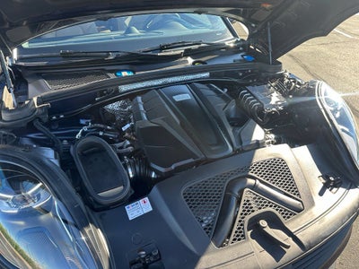 2021 Porsche Macan S
