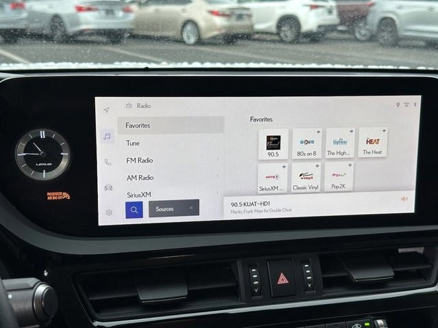 2024 Lexus ES 300h