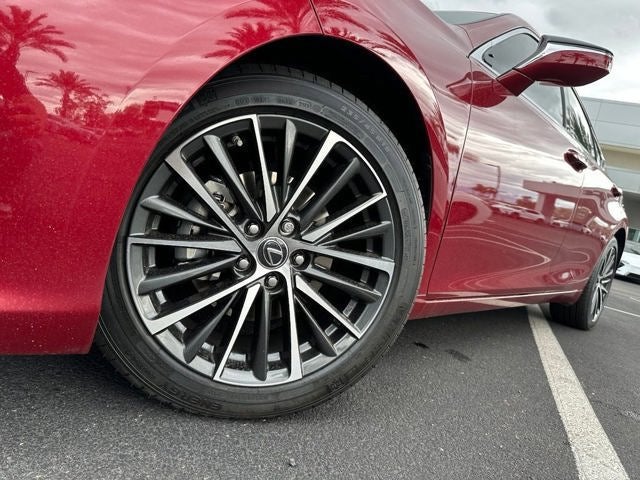 2023 Lexus ES 300h