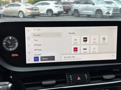 2023 Lexus ES 300h