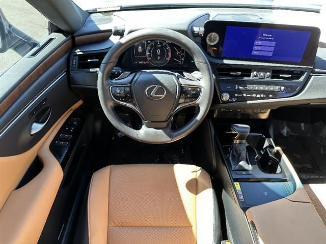 2023 Lexus ES Premium